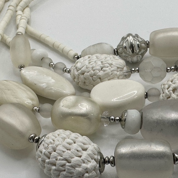 Chicos, necklace to white and silver, multi strand necklace, unique and stunning - Picture 12 of 13